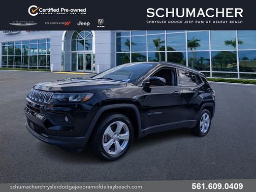 Diamond Black 2022 Jeep Compass Latitude