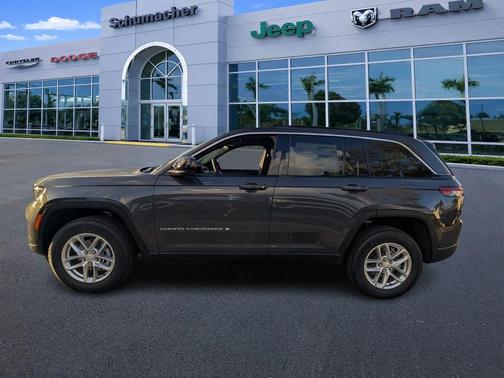 2026 Jeep Grand Cherokee Laredo X