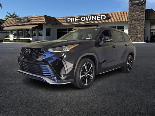 2022 Toyota Highlander XSE