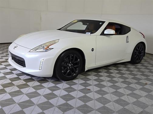 2016 Nissan 370Z Touring