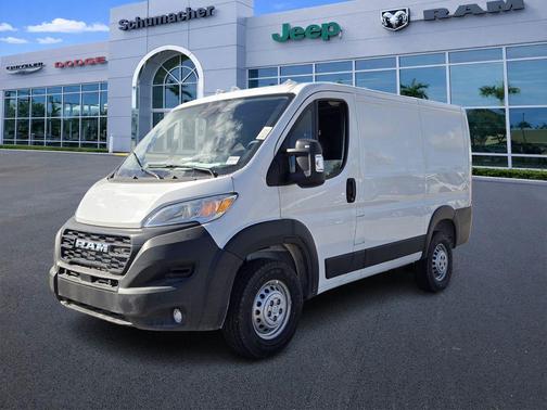 2026 RAM ProMaster 1500 Low Roof