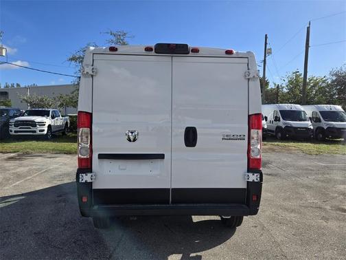 2026 RAM ProMaster 1500 Low Roof