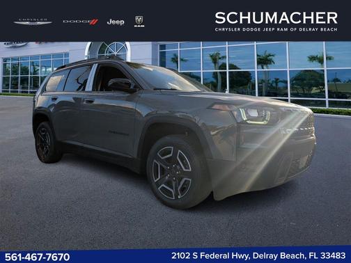 Sting Gray Clearcoat 2026 Jeep Cherokee LAREDO/LIMITED
