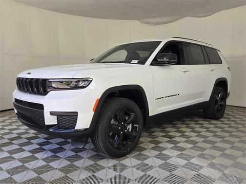 2025 Jeep Grand Cherokee L Laredo
