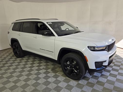 2025 Jeep Grand Cherokee L Laredo