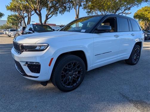 2025 Jeep Grand Cherokee Summit