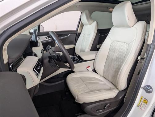 2022 Lincoln Nautilus Black Label