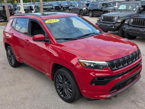 2023 Jeep Compass (RED) Edition