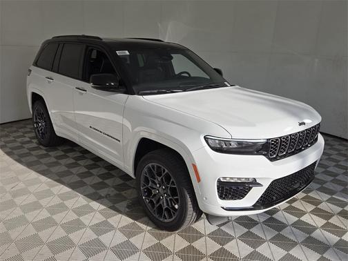 2025 Jeep Grand Cherokee Summit