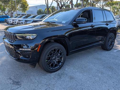 2025 Jeep Grand Cherokee Summit