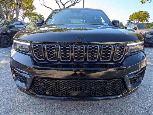 2025 Jeep Grand Cherokee Summit