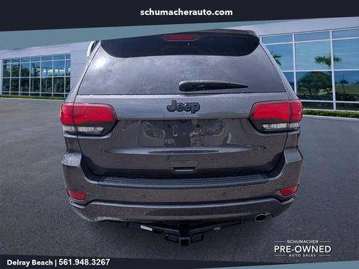 Granite Crystal Clearcoat Metallic 2021 Jeep Grand Cherokee Laredo X