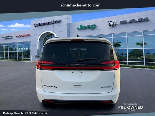 Bright White Clearcoat 2023 Chrysler Pacifica Limited