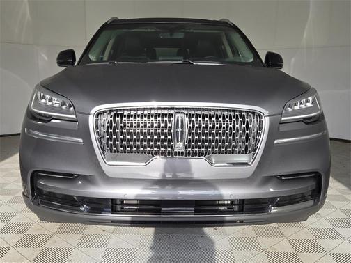 2022 Lincoln Aviator Standard RWD