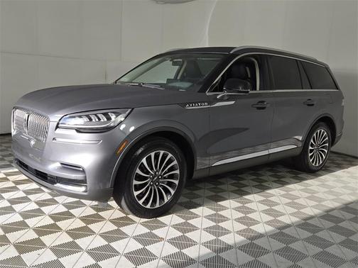 2022 Lincoln Aviator Standard RWD