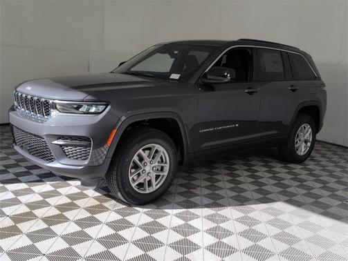 2025 Jeep Grand Cherokee Laredo X