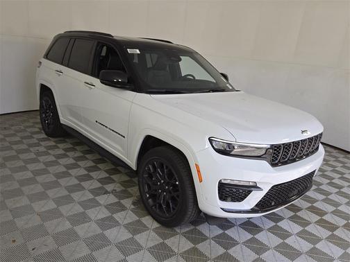 2025 Jeep Grand Cherokee Summit