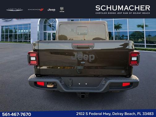 Black Clearcoat 2026 Jeep Gladiator 85th Anniversary Edition