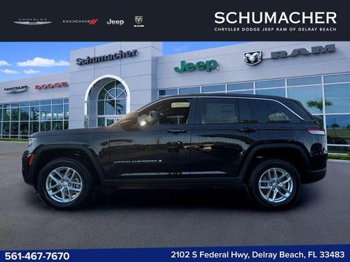 Diamond Black 2026 Jeep Grand Cherokee Laredo X