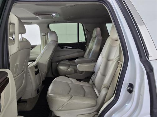 2016 Cadillac Escalade Premium