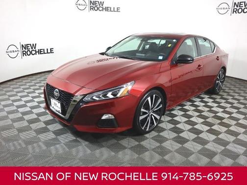 2022 Nissan Altima 2.0 SR