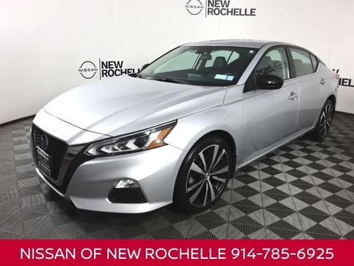 2022 Nissan Altima 2.5 SR