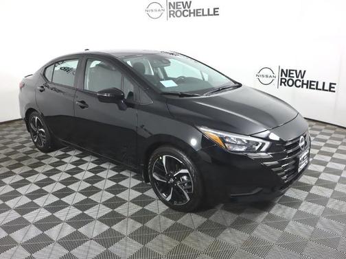 2025 Nissan Versa 1.6 SR