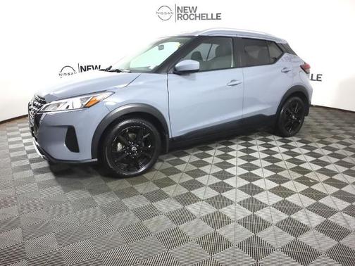 2022 Nissan Kicks SV