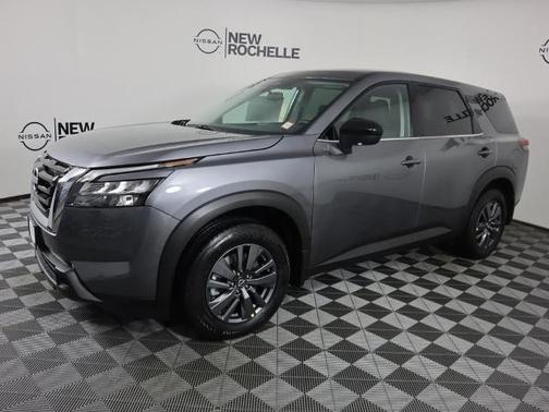 2025 Nissan Pathfinder S