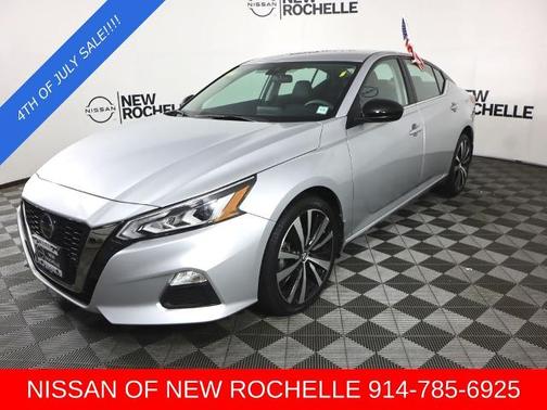 2022 Nissan Altima 2.5 SR