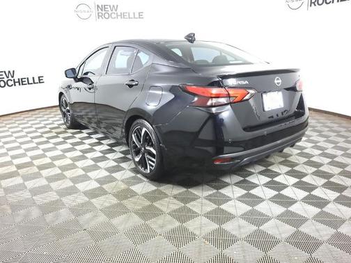 2023 Nissan Versa 1.6 SR