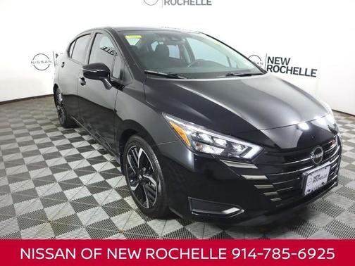 2023 Nissan Versa 1.6 SR