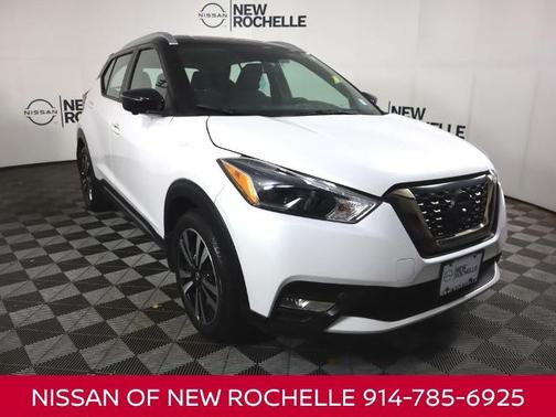 2019 Nissan Kicks SR
