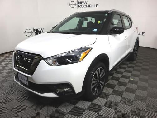 2019 Nissan Kicks SR