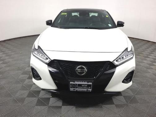 2021 Nissan Maxima SR