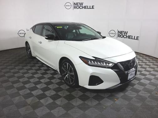 2021 Nissan Maxima SV