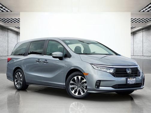 2023 Honda Odyssey 