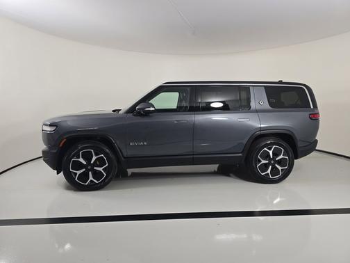 El Cap Granite 2023 Rivian R1S Launch Edition