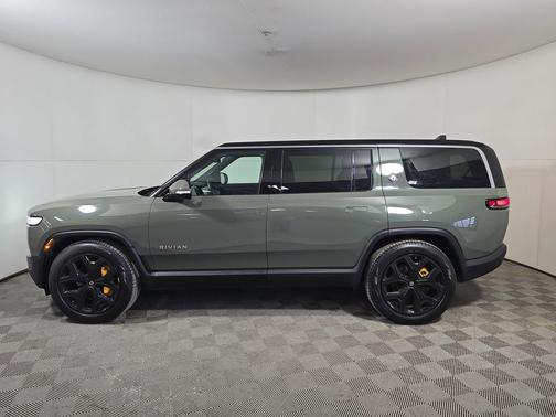 2022 Rivian R1S Launch Edition