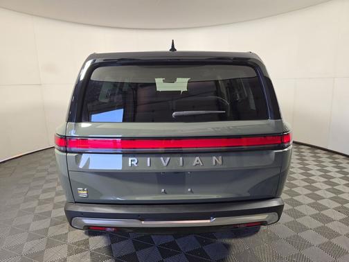 2023 Rivian R1S Launch Edition
