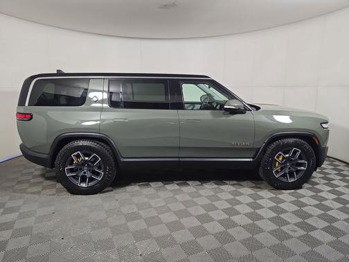 2023 Rivian R1S Launch Edition