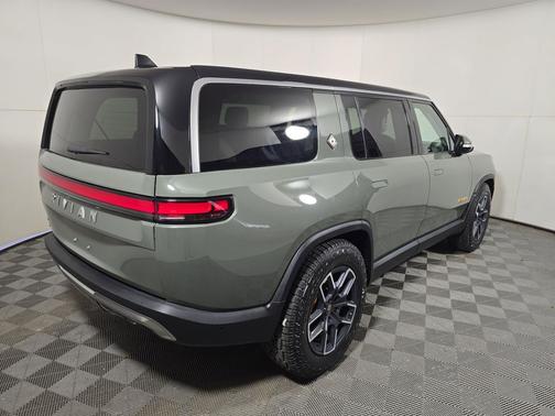 2023 Rivian R1S Launch Edition