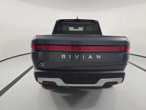 2024 Rivian R1T Adventure Package