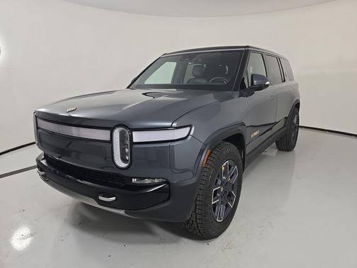 2024 Rivian R1S Adventure Quad Motor Large Pack