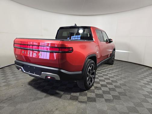 2022 Rivian R1T Adventure