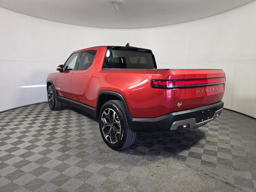 2022 Rivian R1T Adventure
