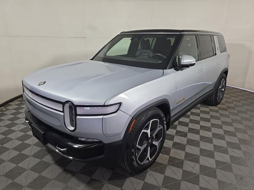 2023 Rivian R1S Adventure