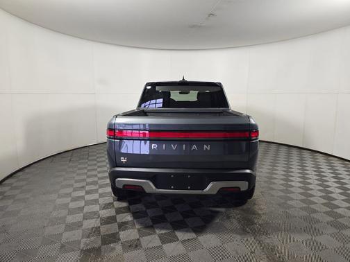 2022 Rivian R1T Adventure