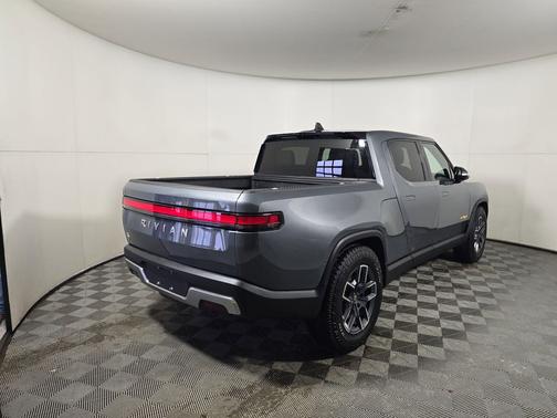 2022 Rivian R1T Adventure