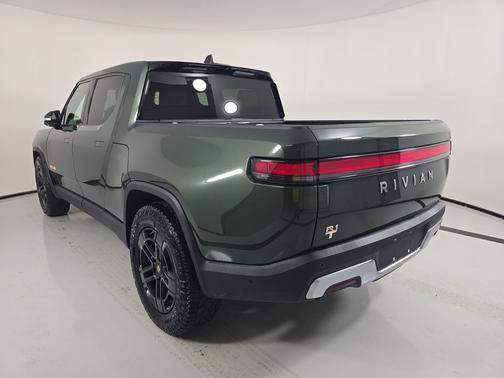 2023 Rivian R1T Adventure Quad Motor Large Pack